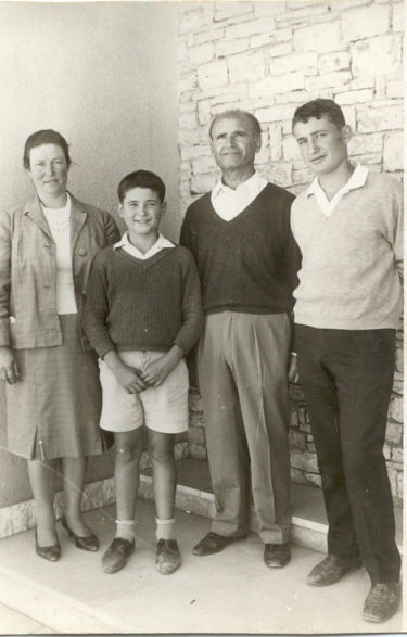 The Dekazos family: Maria, Dino, Tasso, and
Nick
